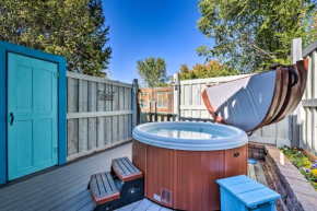 Cozy Taos Studio with Patio, 3-Block Walk to Plaza!